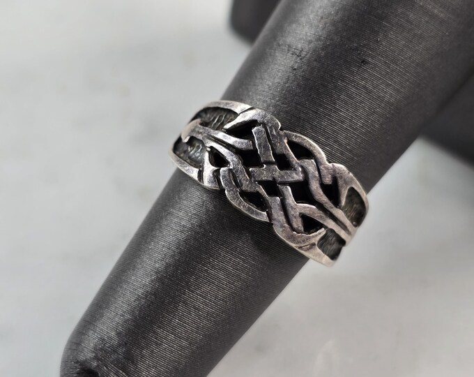 Womens Vintage Estate Sterling Silver Celtic Eternity Knot Ring 3.9g E3964