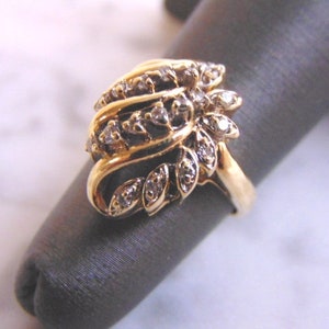 Womens Vintage Estate 14K Yellow Gold Diamond Cluster Ring 4.5g #E3848