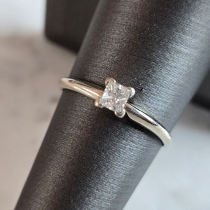 Womens Vintage Estate 14K White Gold Diamond Engagement Ring, 1.6g E7195