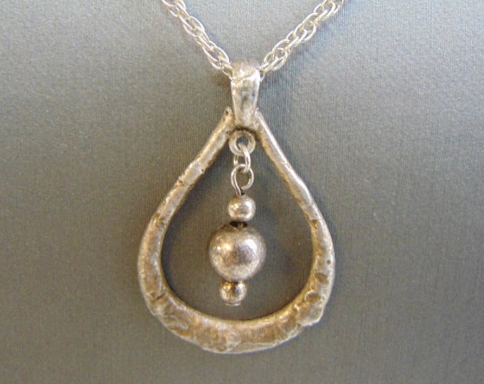 Womens Vintage Estate Sterling Silver Hand Hammered Pendant 8.9g E2806