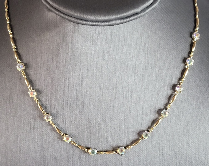 Womens Vintage Estate 10K Gold Mystic Topaz Necklace 9.8g E6768