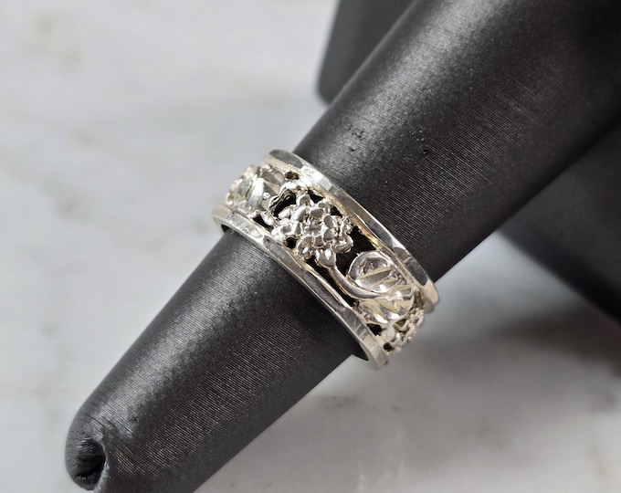 Womens Vintage Estate Sterling Silver Flower Ring 5.7g E7269