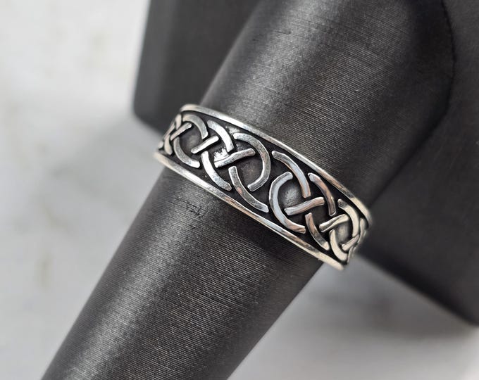 Mens Vintage Estate Sterling Silver WJ Celtic Eternity Knot Ring 4.3g E3755