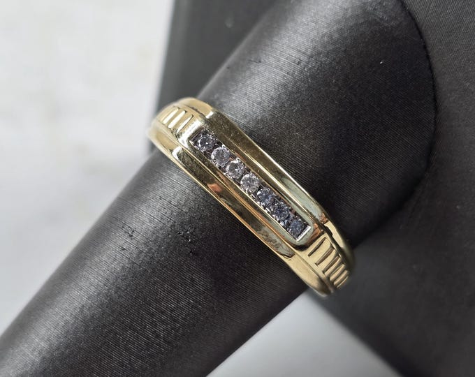Mens Vintage Estate 10k Yellow Gold Diamond Ring 3.4g #E3605