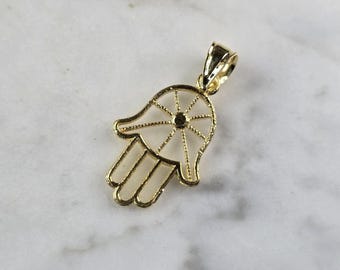 Womens Sterling Silver Gold Tone Hamsa Hand Pendant 1.0g E7180