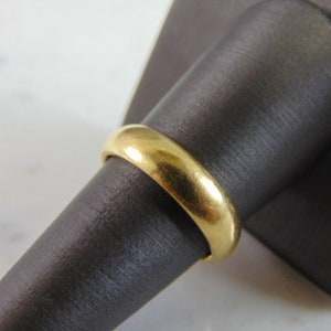 Womens Estate 18K Gold Novell Wedding Band Ring 8.5g E4102