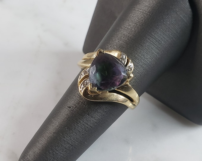 Womens Vintage Estate 10k Gold Mystic Topaz & Diamond Ring 4.2g #E6296