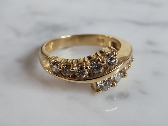 Womens Vintage Estate 18k Gold Diamond Ring 4.1g … - image 4