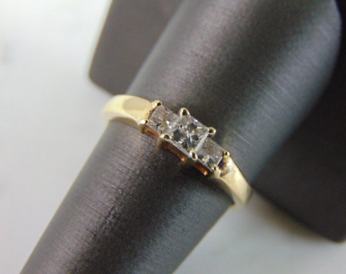 Womens Vintage Estate 14K Yellow Gold Diamond Ring, 4.0g E734