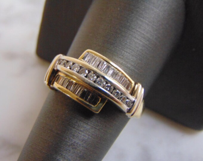 Womens Vintage Estate 14K White & Yellow Gold Diamond Ring 4.3g #E3839