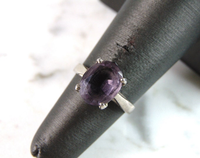 Womens Sterling Silver Modernist Amethyst Ring 2.9g E6352
