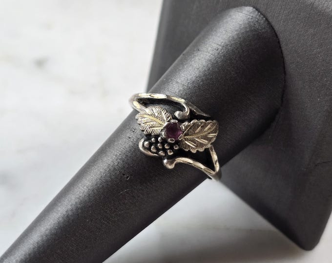 Womens Vintage Sterling Silver Amethyst Wheeler Black Hills Ring 3.6g E4016