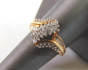 Womens Vintage Estate 10K Gold Diamond Ring 4.0g #E2038