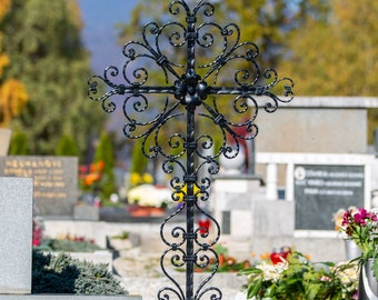 Forged Tombstone Cross/Grave Cross/Cemetery Cross
