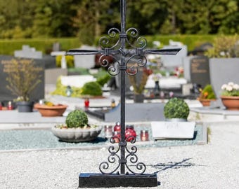 Wrought Iron Grave Cross Germering, Hand Forged Scrollwork Cemetery Memorial, Grabkreuz Schmiedeeisen, Made to Order