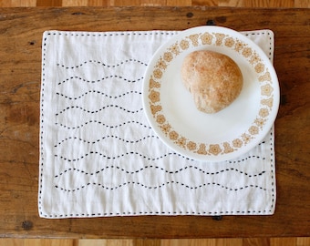 White sashiko towel, embroidery towel, sashiko embroidery, mug rug, boro, snack mat, reusable kitchen towel, kimono fabric