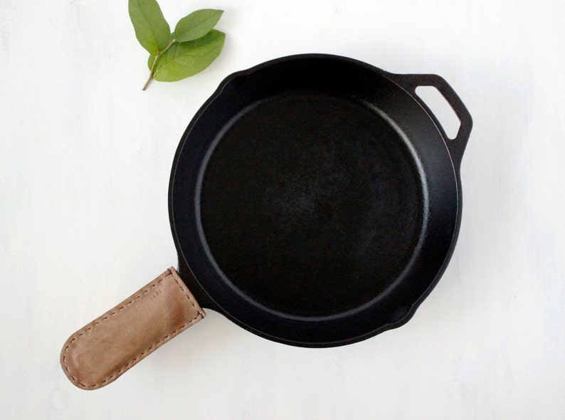 Leather pot holder for cast iron skillet skillet handle Etsy