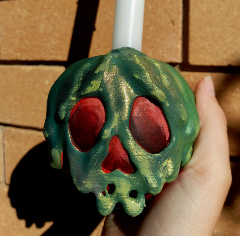 Poison Apple candle holder image 3