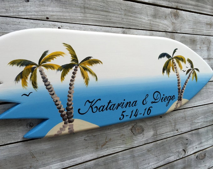 Surfboard wedding guest book wood sign. Personalized Gift for Couple. Palm tree wedding decor