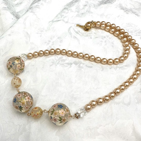 Collier de perles tensha floral Sakura, perles japonaises, été, clair, rose, bleu, cadeau pour elle, cadeau pour maman, fête des mères