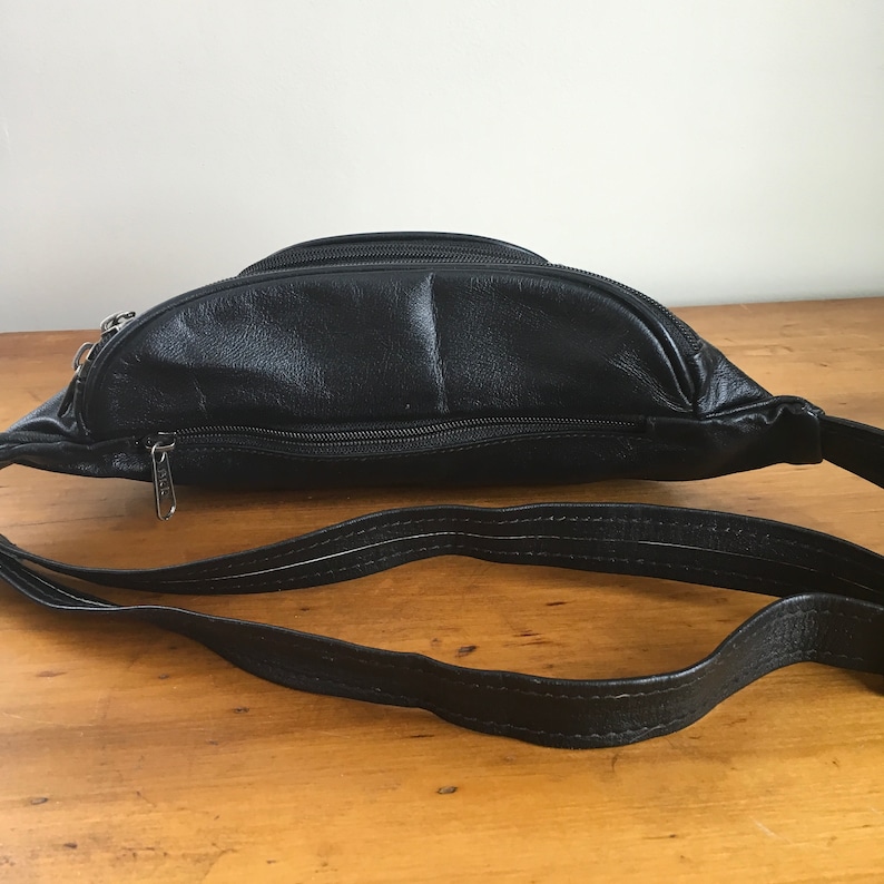 Vtg Leather Fanny Pack Bumbag