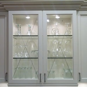Decorative Glass Insert for Kitchen Cabinet Doors - Chester - Medium size