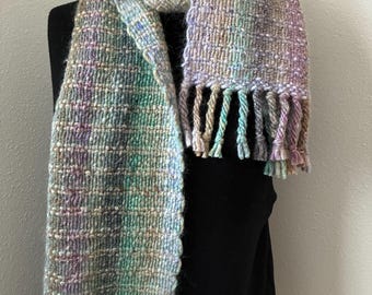 Handwoven scarf with fringe, in all natural fibers, wool, silk, cashmere, angora, mohair, alpaca and camel.