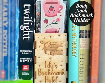 Personalized Name Engraved Book Nook Bookmark Organizer for Bookshelf Decor