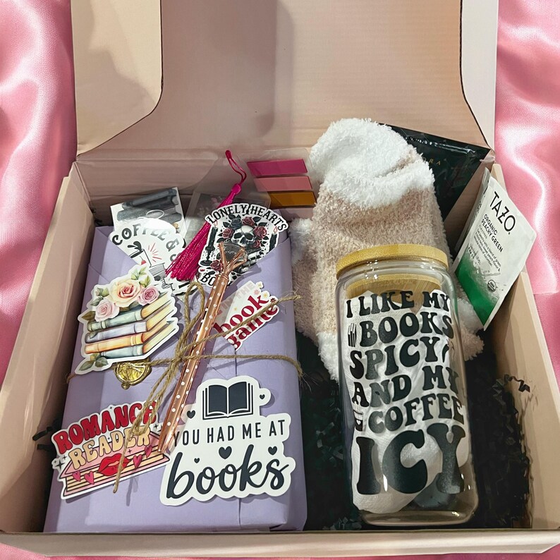 Blind Date Book Mystery Bundle Surprise Reading Experience Literary Gift Box Bookworm Present Custom Genre Selection Reader Package Hidden Treasure Book Lover Delight Themed Wrapping Special Bookmark Collection Reading Accessories Kit