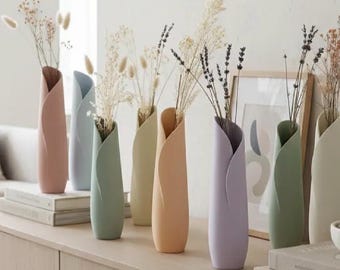 Modern Swirl Vase Minimalist Floral Home Decor Vase Nordic Style Sculpture Vase Contemporary Shelf Accent Gift for Mom Aesthetic Home Decor