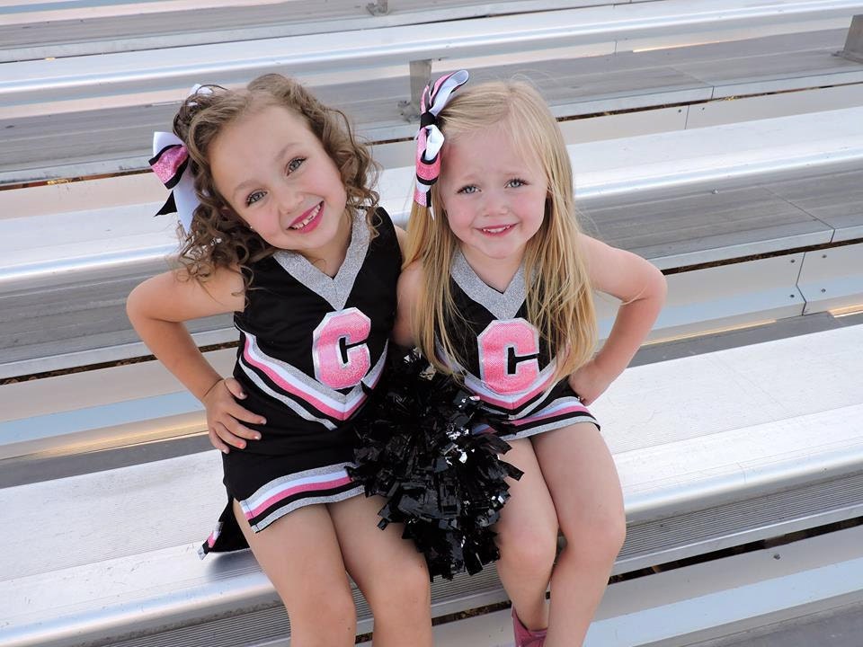 moily Little Big Girls Cheerleading Uniform Set Shell Top with Pleated Skirts with Socks Soccer Baby Leader Suit moily Little Big Girls Cheerleading Uniform Set Shell Top with Pleated Skirts with Socks Soccer Baby Leader Suit
