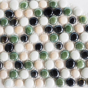 Round mosaic tiles, Glass pebbles, Diameter 16 to 20mm, Seabed (Green, black, beige, white)