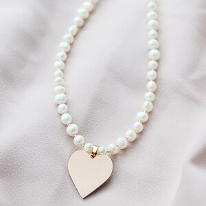 Personalized freshwater pearl necklace with rose gold heart image 2