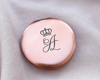 Initial pocket mirror with crown | Personalized compact mirror - gift for queen