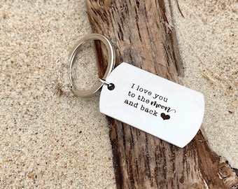 Love you to the moon and back • Custom engraved keychain