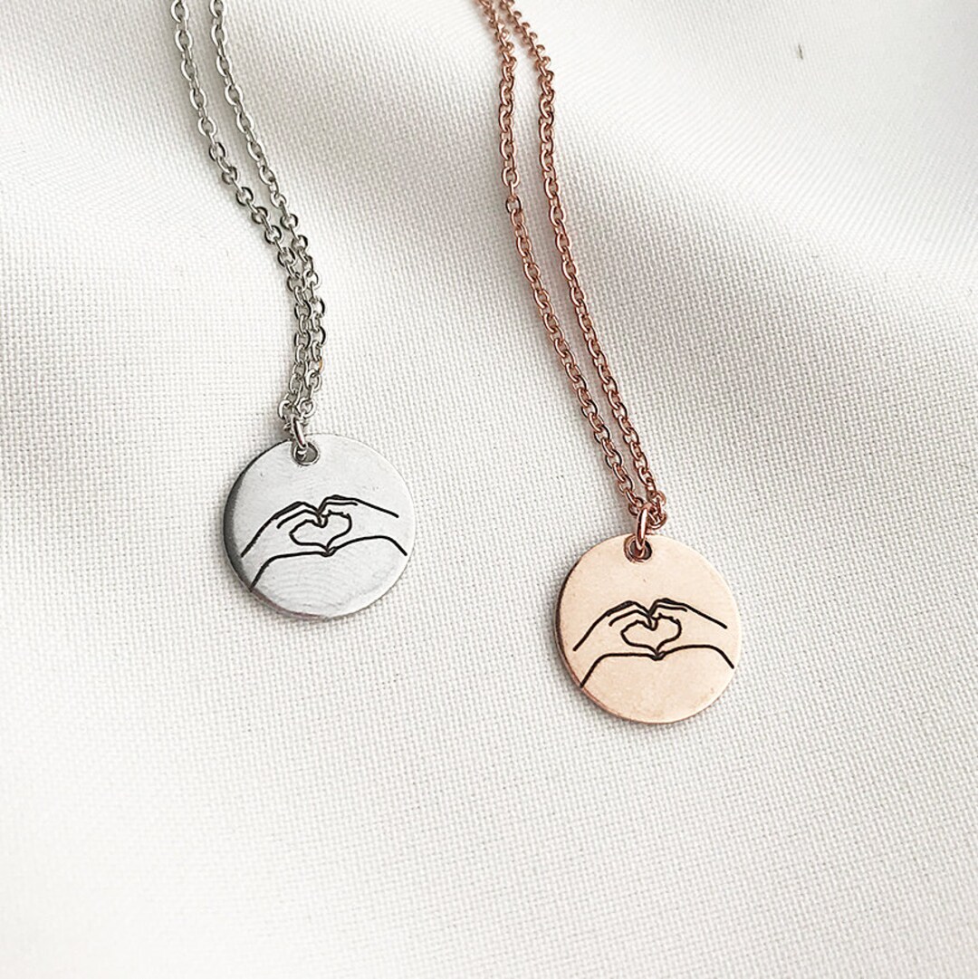 Love Gesture Necklace main image 1