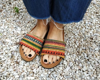 America Latina - covers for the 'Ethical Magic Sliders' made of cork fabric. For your vegan upcycled sandals!