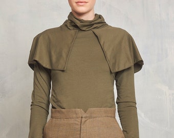 Matina - elastische blouse met cape