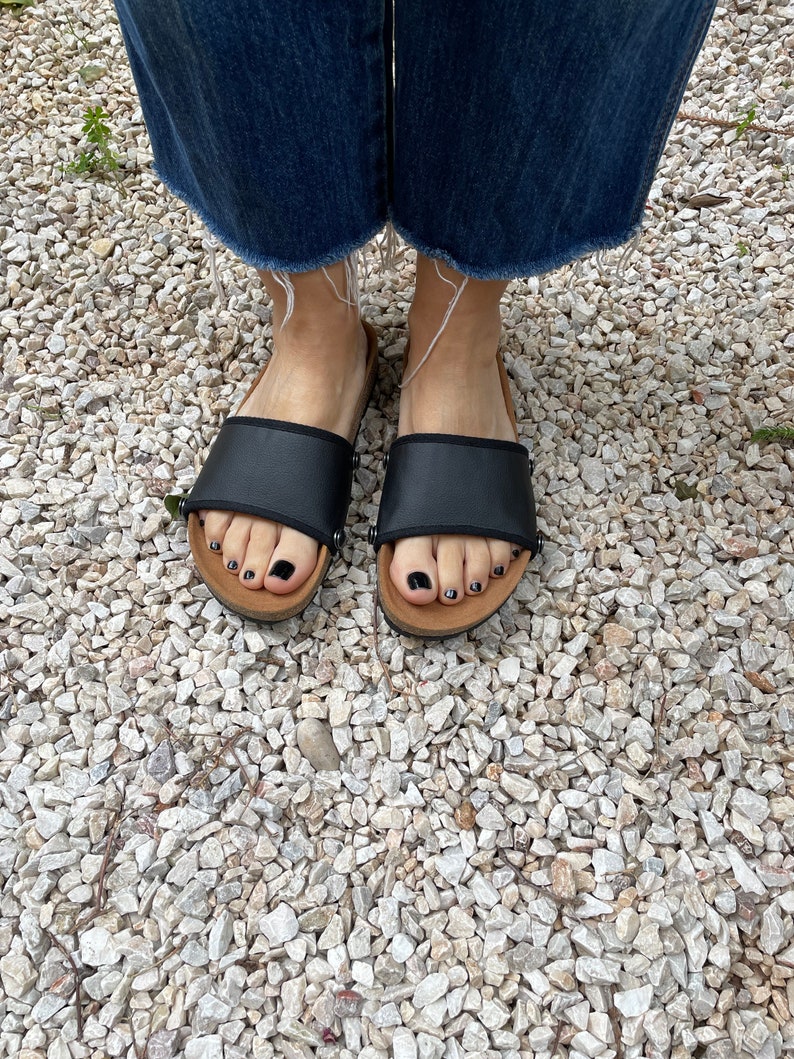 The Ethical Magic Sliders, upcycled sandals made from recycled materials. By adding different covers, you have countless possibilities image 2