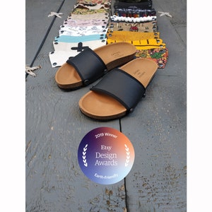 Die Ethical Magic Sliders, Upcycled Sandalen aus recycelten Materialien. Durch das Hinzufügen verschiedener Bezüge hast du unzählige Möglichkeiten Bild 1