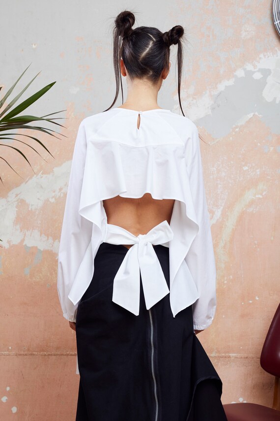 Long Sleeve Blouse With Open Back 