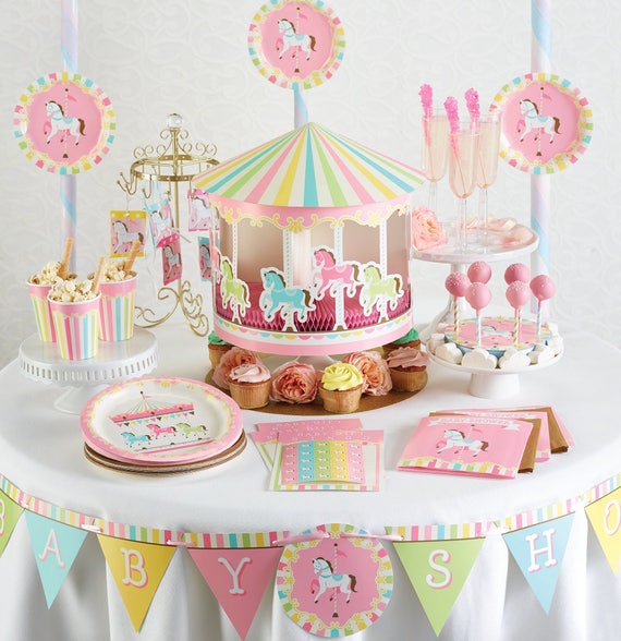 My Carousel Party centerpiece / Carousel party/ Carousel Etsy