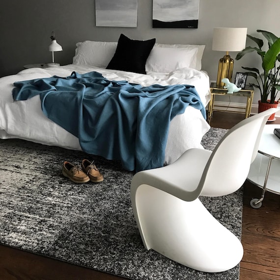 XL Sapphire Blue Linen Throw Solid Blue Blanket Made to Order in the USA Living Room and Bedroom Soft Bedding Etsy Canada