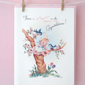 « Nouvelle carte de voeux de style vintage petite fille avec des oiseaux bleus » par writeables