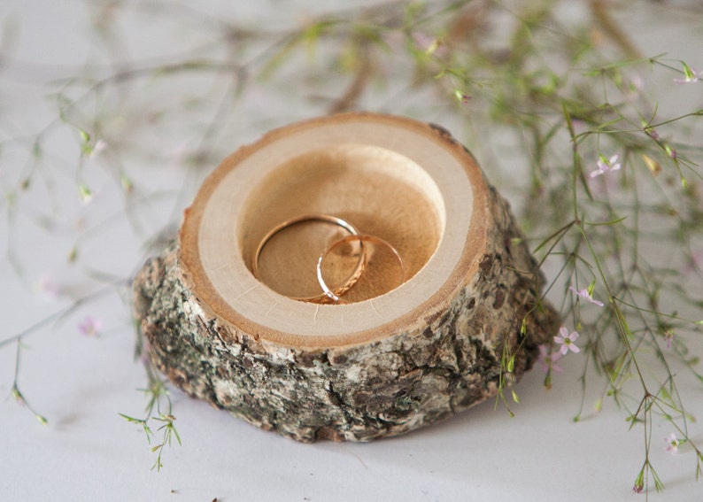 Rustic ring bearer pillow, rustic ring holder, rustic ring box, wedding decoration, woodland wedding decor image 3