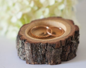 Rustic wedding  ring  pillow, rustic ring holder, log ring box, wedding decoration, woodland wedding decor, ring bearer pillows