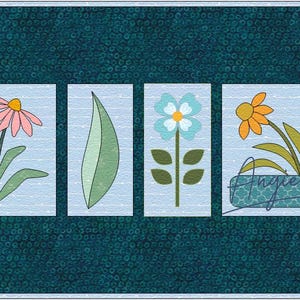 Könnte beinhalten: Gerahmtes Kunstwerk mit sechs quadratischen Tafeln, die jeweils eine andere stilisierte Blumenillustration zeigen. Die Blumen sind in Rosa, Orange, Blau und Lila gehalten, mit grünen Blättern und Stielen. Der Hintergrund ist ein strukturiertes Teal.