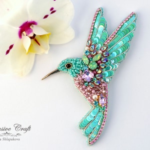 Bead embroidered Hummingbird brooch, turquoise Hummingbird brooch, purple Hummingbird brooch, unique Hummingbird pin, Hummingbird jewelry