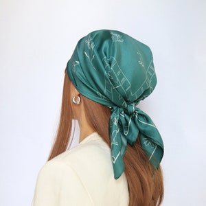 chic head scarf, emerald green silk scarf, green bandana for women, flower scarf, green fashion accessory, elegant square shawl, unique gift for her, floral pattern, neck scarf, festive neckwear, Black Friday, Christmas gift idea, boho headscarf