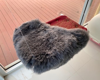 Square Shape size 50cm x 60cm 100/% Genuine Sheepskin Rug excluded Cat Bed